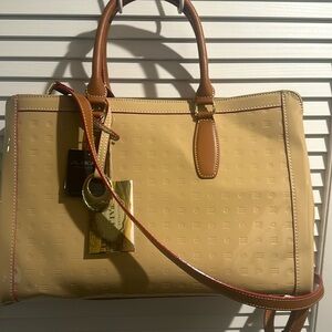 NWT Arcadia Stamped Leather Handbag with Crossbody detachable strap.